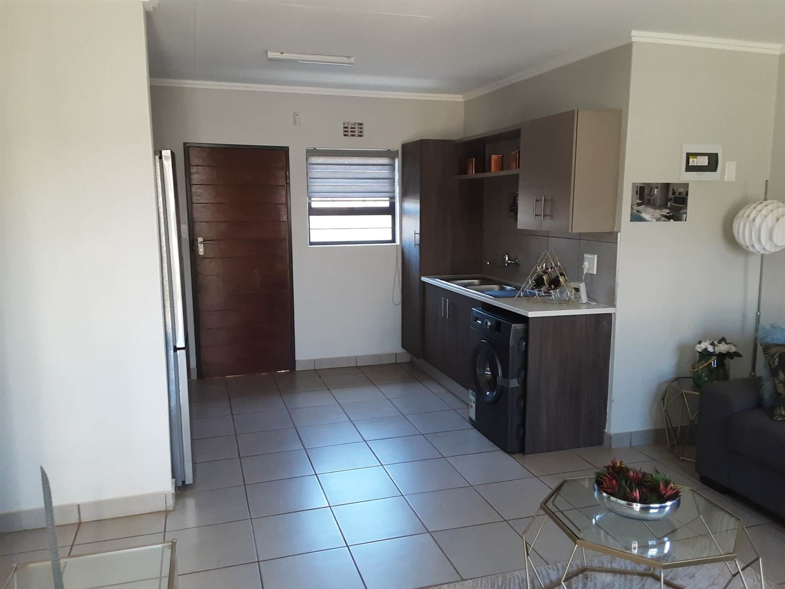 2 Bed House in Protea North photo number 13