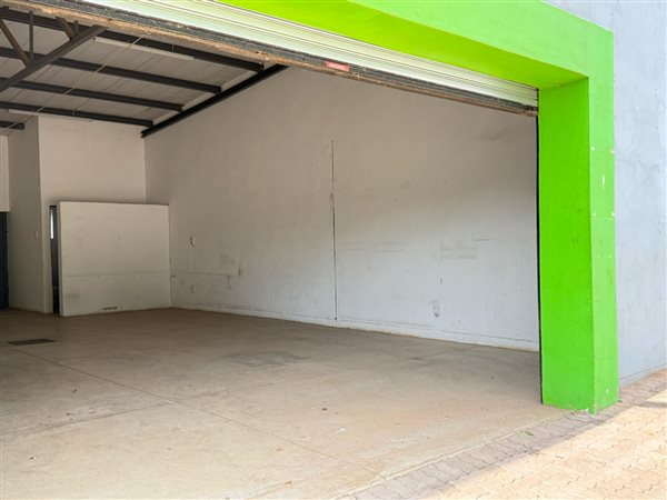 241 m² Commercial space 241 m² Commercial space