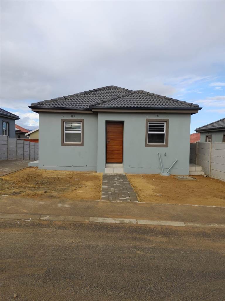 3 Bed House in Paarl Central East photo number 2