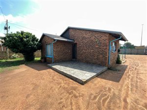 3 Bed House in Geluksdal