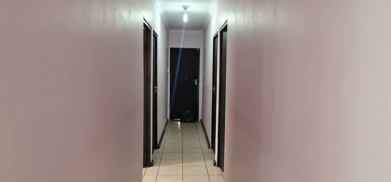 4 Bed Apartment in Zwide photo number 4