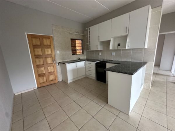 3 Bedroom Apartment 3 Bedroom Apartment