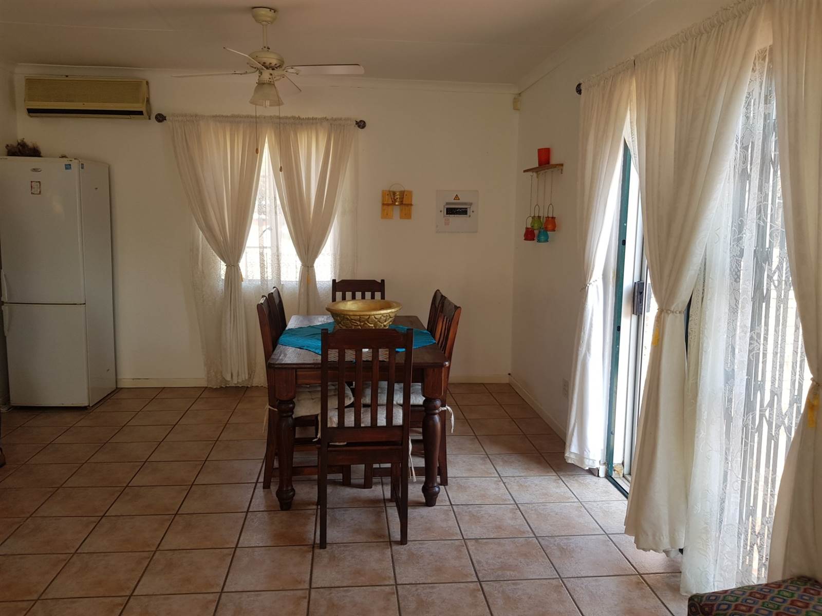 2 Bed Apartment in Florauna photo number 3