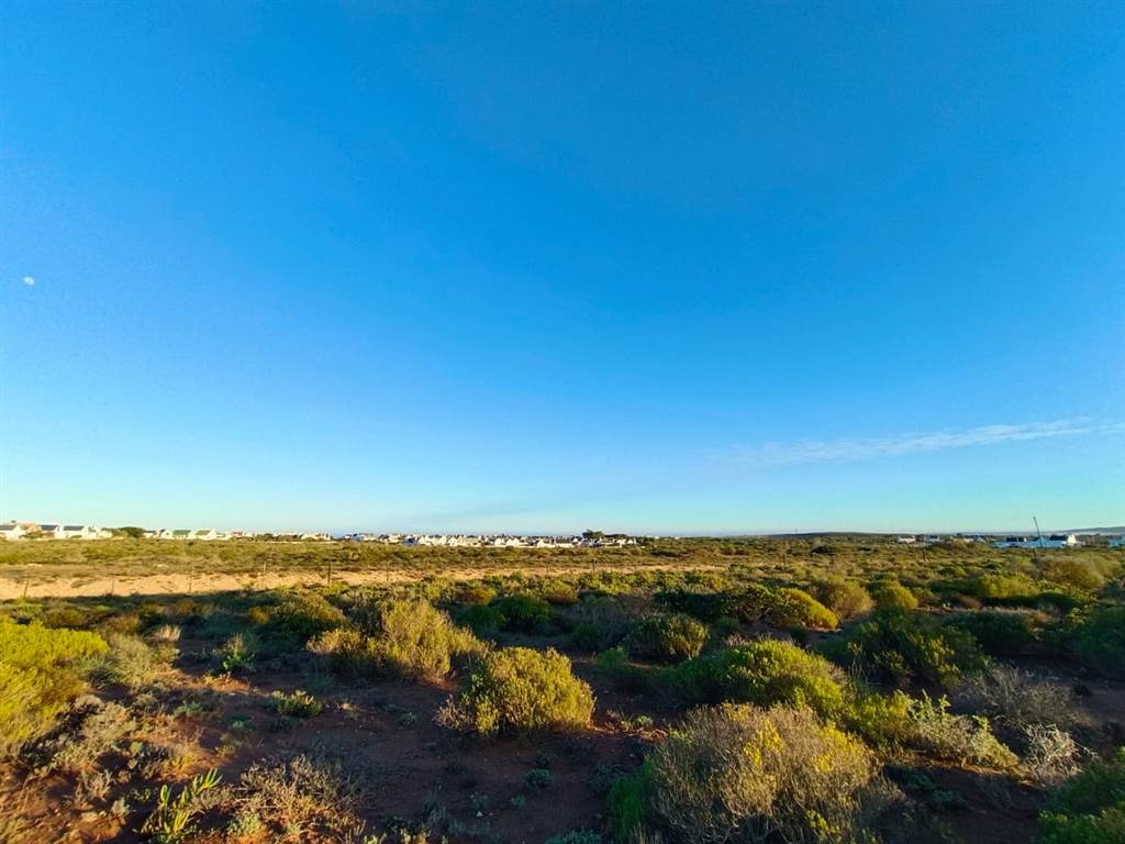2.8 ha Land available in Jacobsbaai photo number 15
