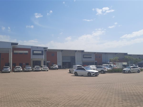 380  m² Industrial space