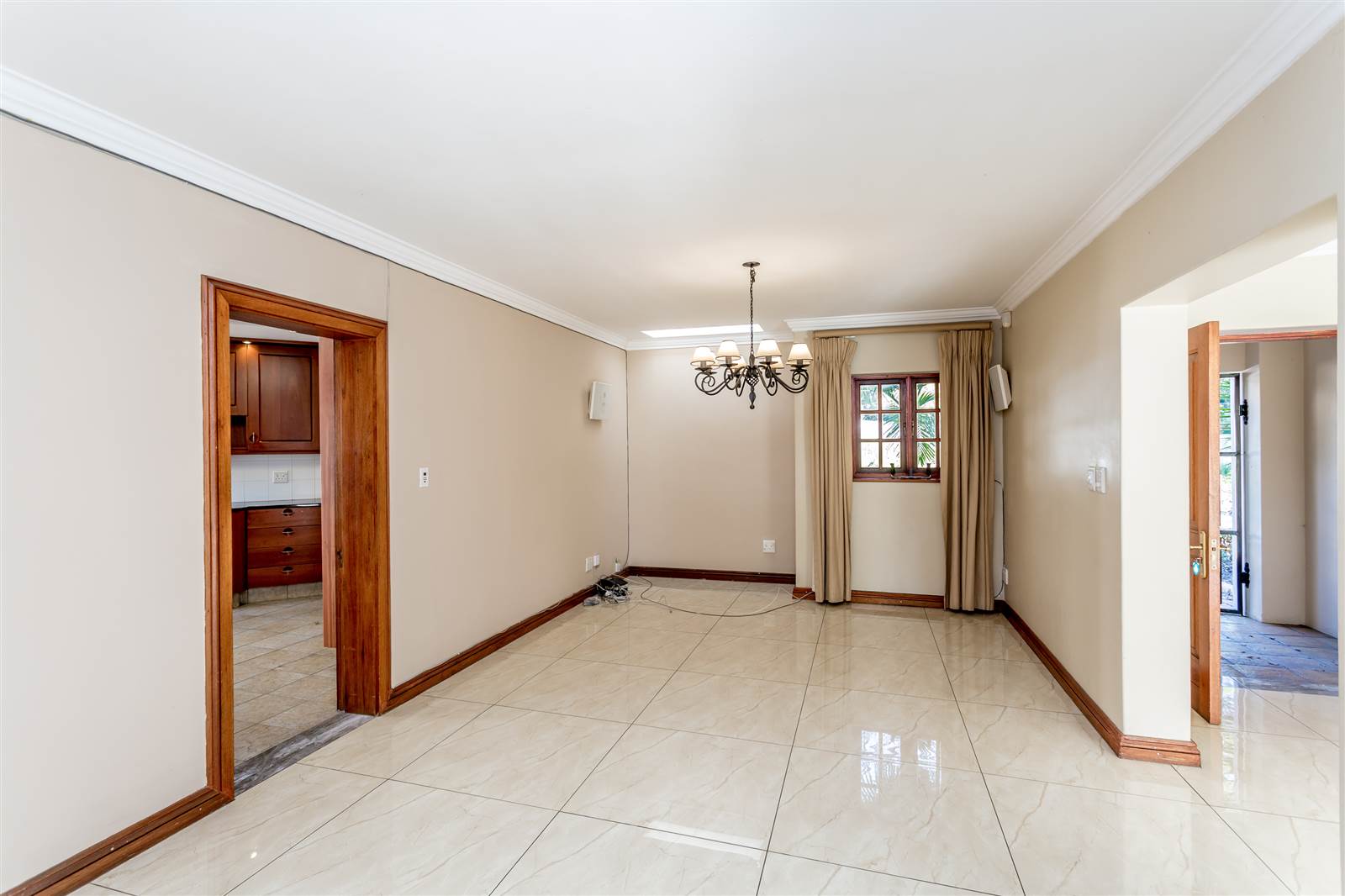 5 Bed House in Fourways Gardens photo number 9