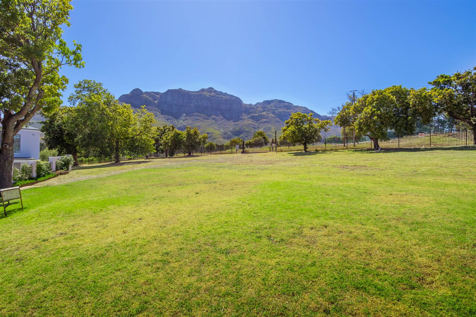904 m² Land available in Paradyskloof photo number 5
