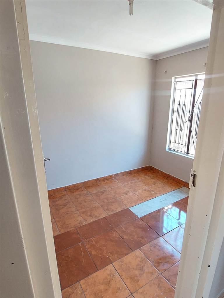4 Bed House in Kaalfontein photo number 25