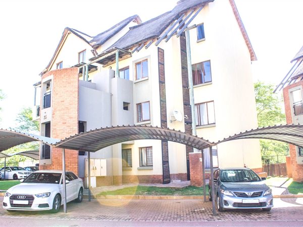 2 Bed Apartment in Zambezi Country Estate