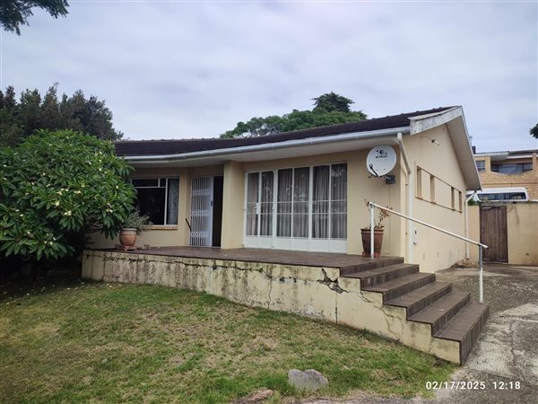 3 Bedroom House 3 Bedroom House