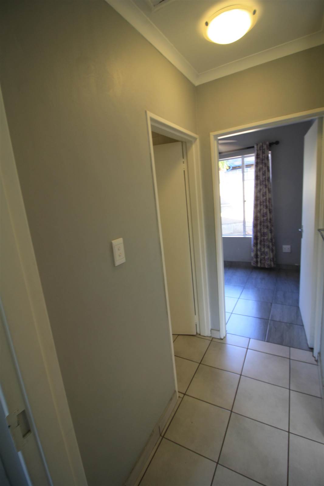 2 Bed Townhouse in Rooihuiskraal North photo number 22