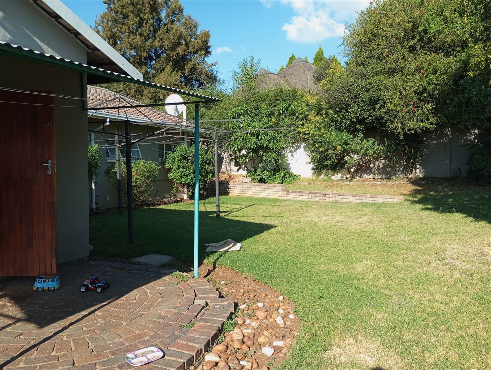 9 Bed House in Northcliff photo number 21