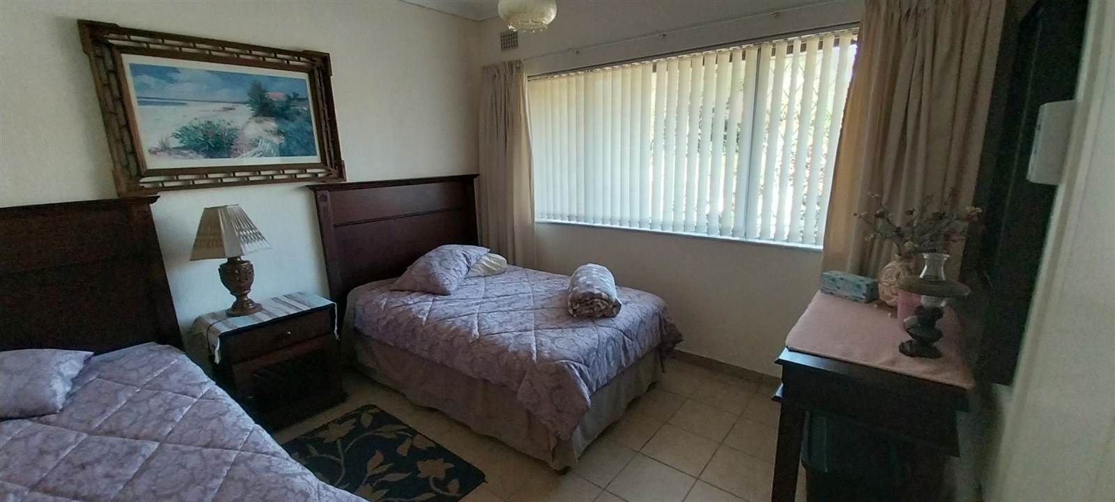 3 Bed Townhouse in Scottburgh South photo number 12