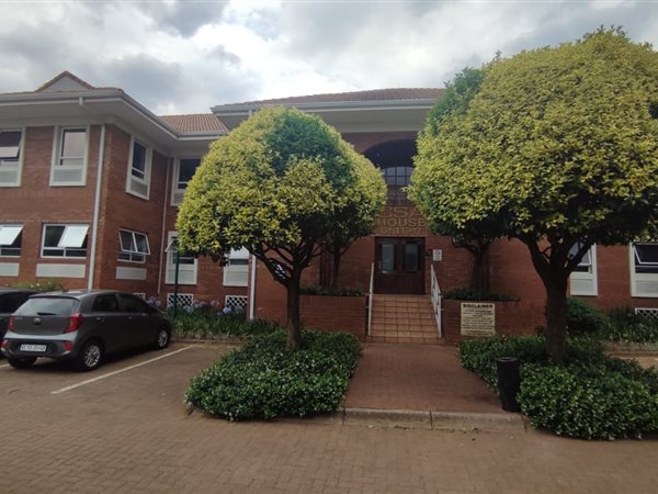 368.690002441406  m² Commercial space in Bedfordview
