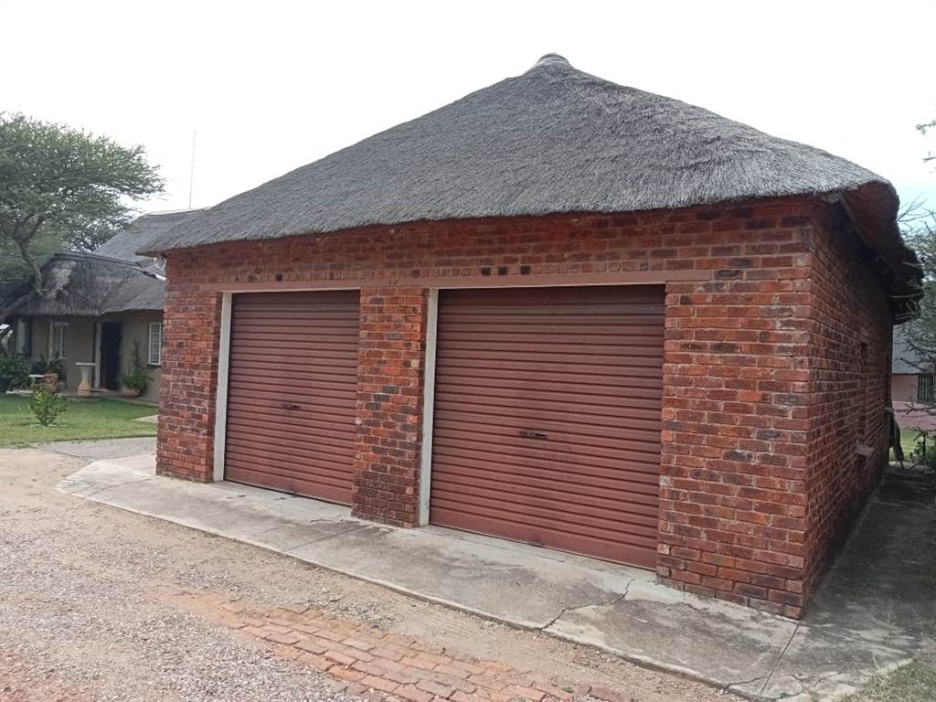 2 Bed House in Mookgophong (Naboomspruit) photo number 23