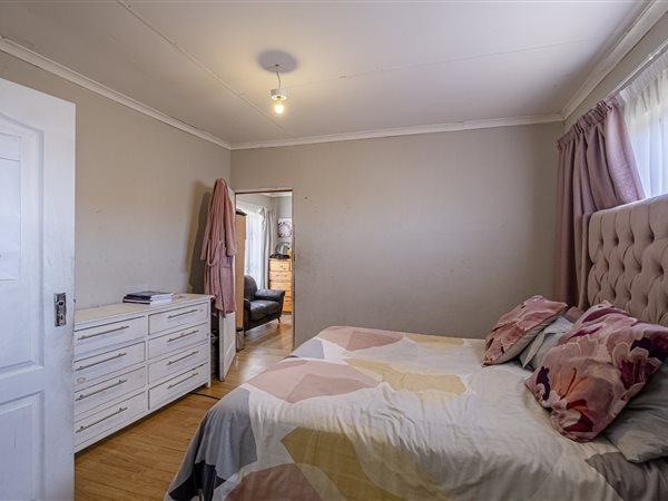3 Bedroom House 3 Bedroom House