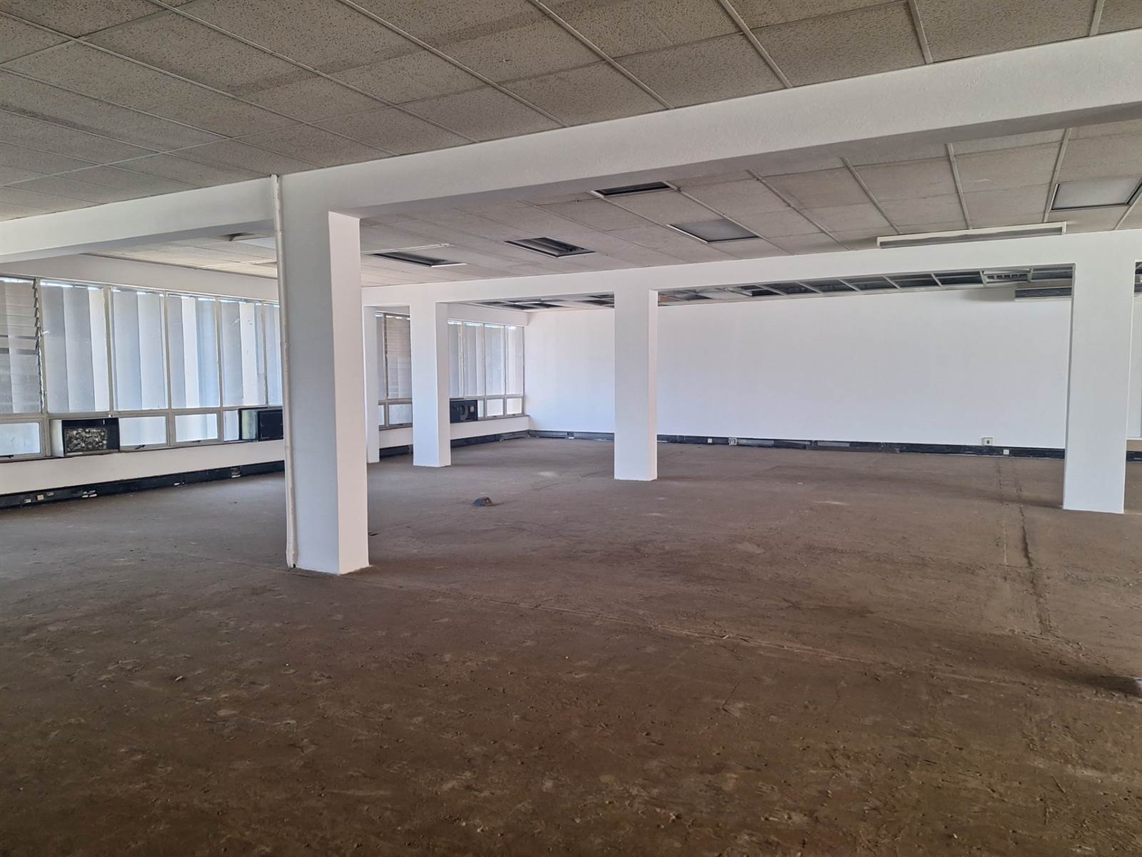300  m² Commercial space in Benoni Central photo number 6