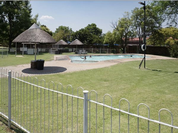 4 Bed Apartment in Middelburg Central