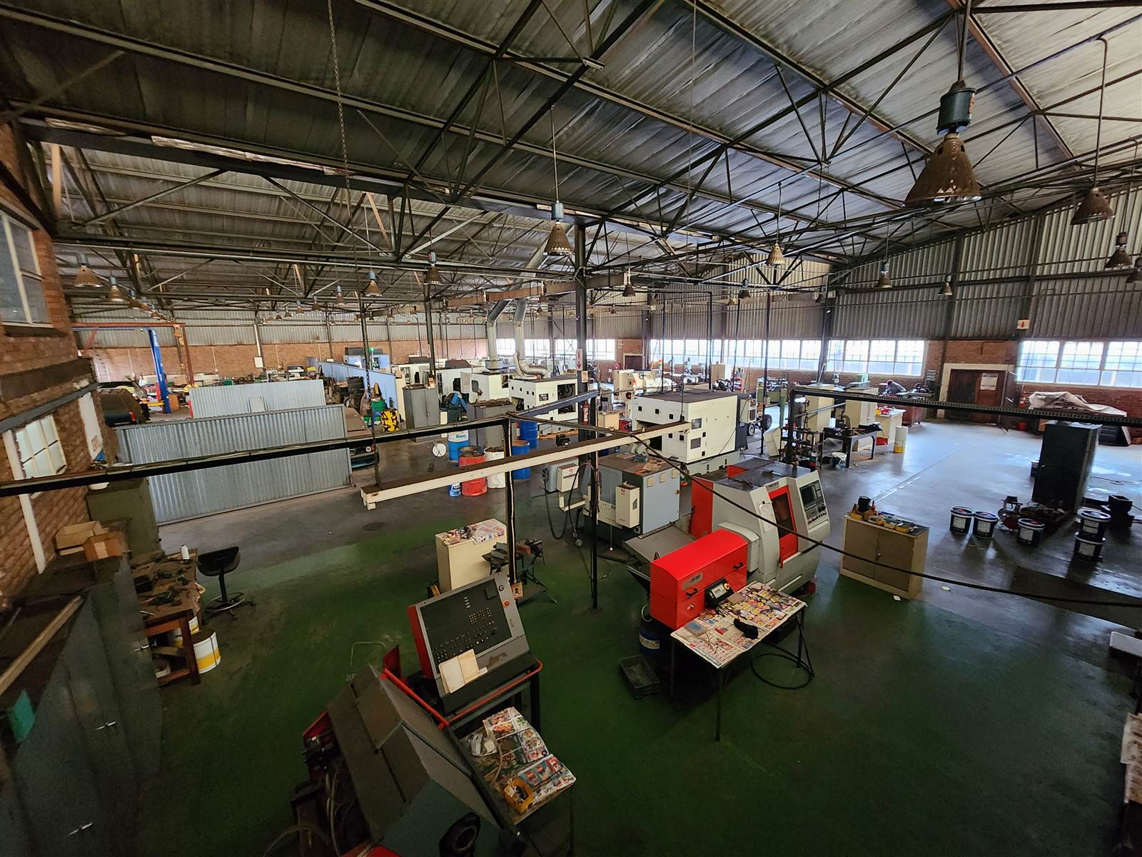 2200  m² Industrial space in Chloorkop photo number 4