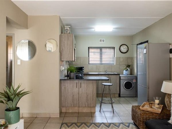 2 Bedroom Apartment 2 Bedroom Apartment