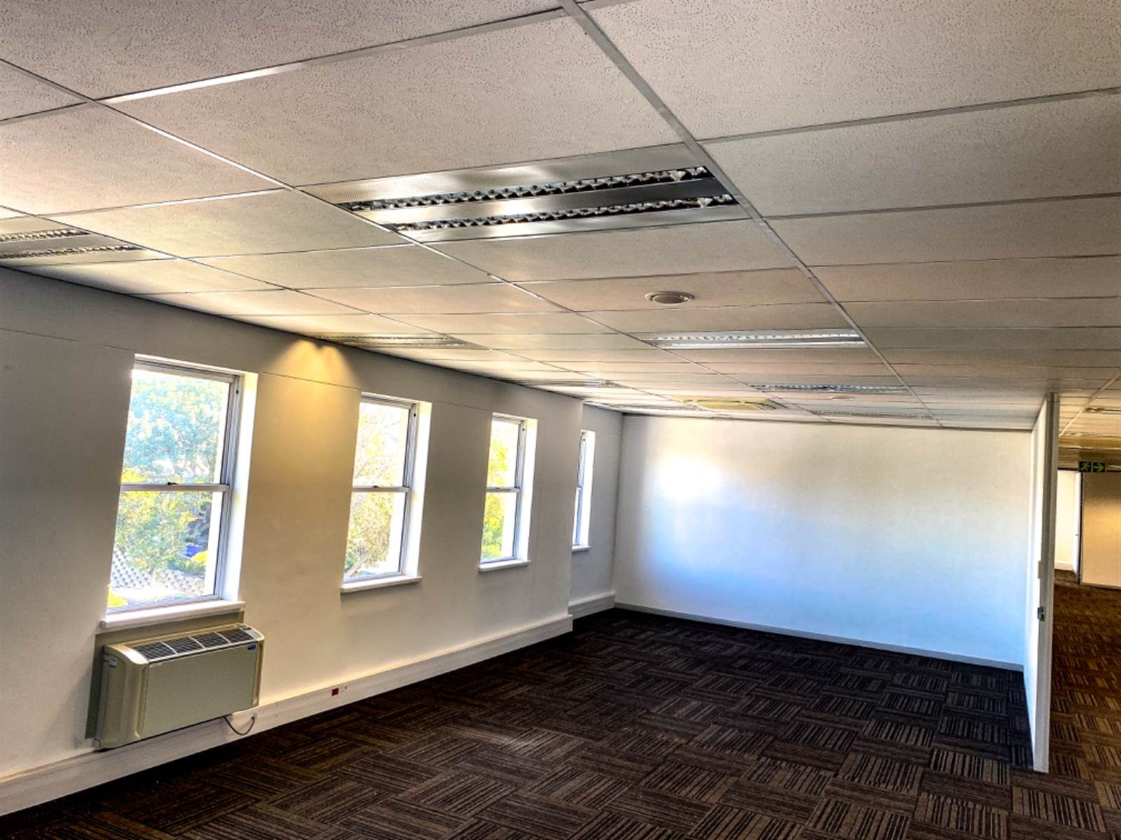 501  m² Commercial space in Bellville Central photo number 12