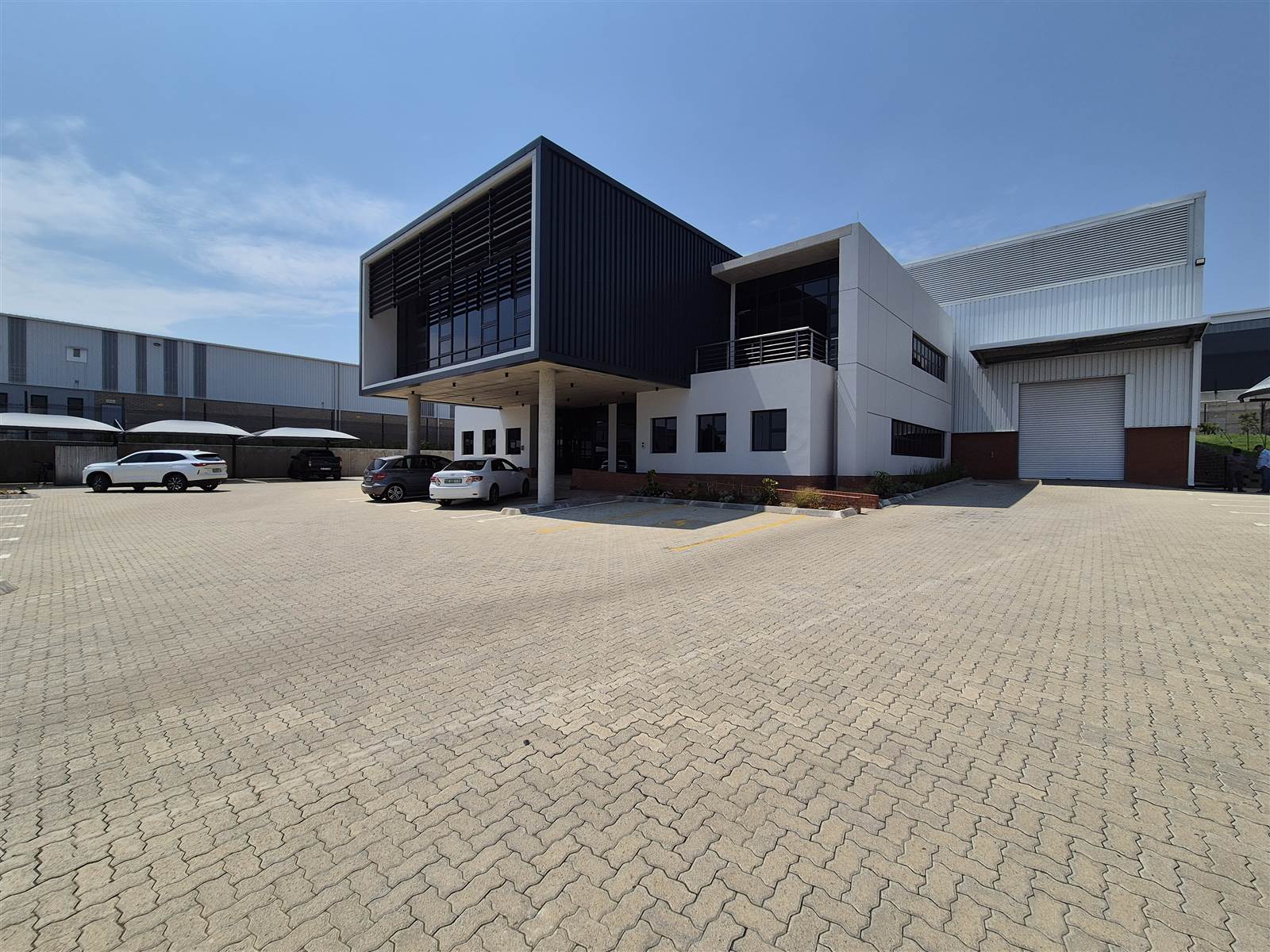 1724  m² Industrial space in Linbro Park photo number 1