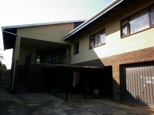 4 Bed House in Umzinto photo number 18