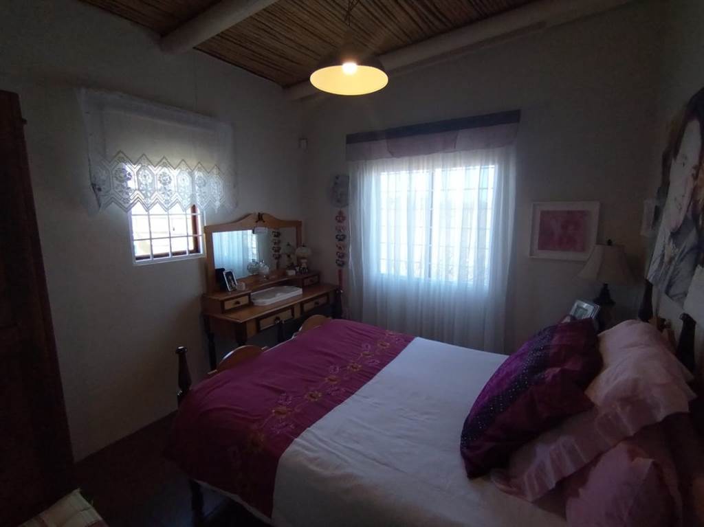 5 Bed House in Jacobsbaai photo number 20