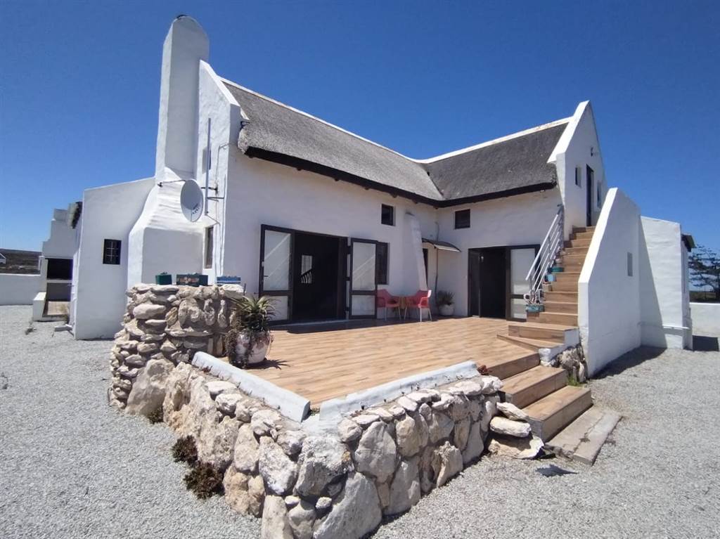 5 Bed House in Jacobsbaai photo number 1