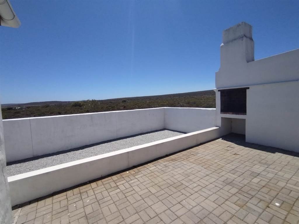 5 Bed House in Jacobsbaai photo number 8