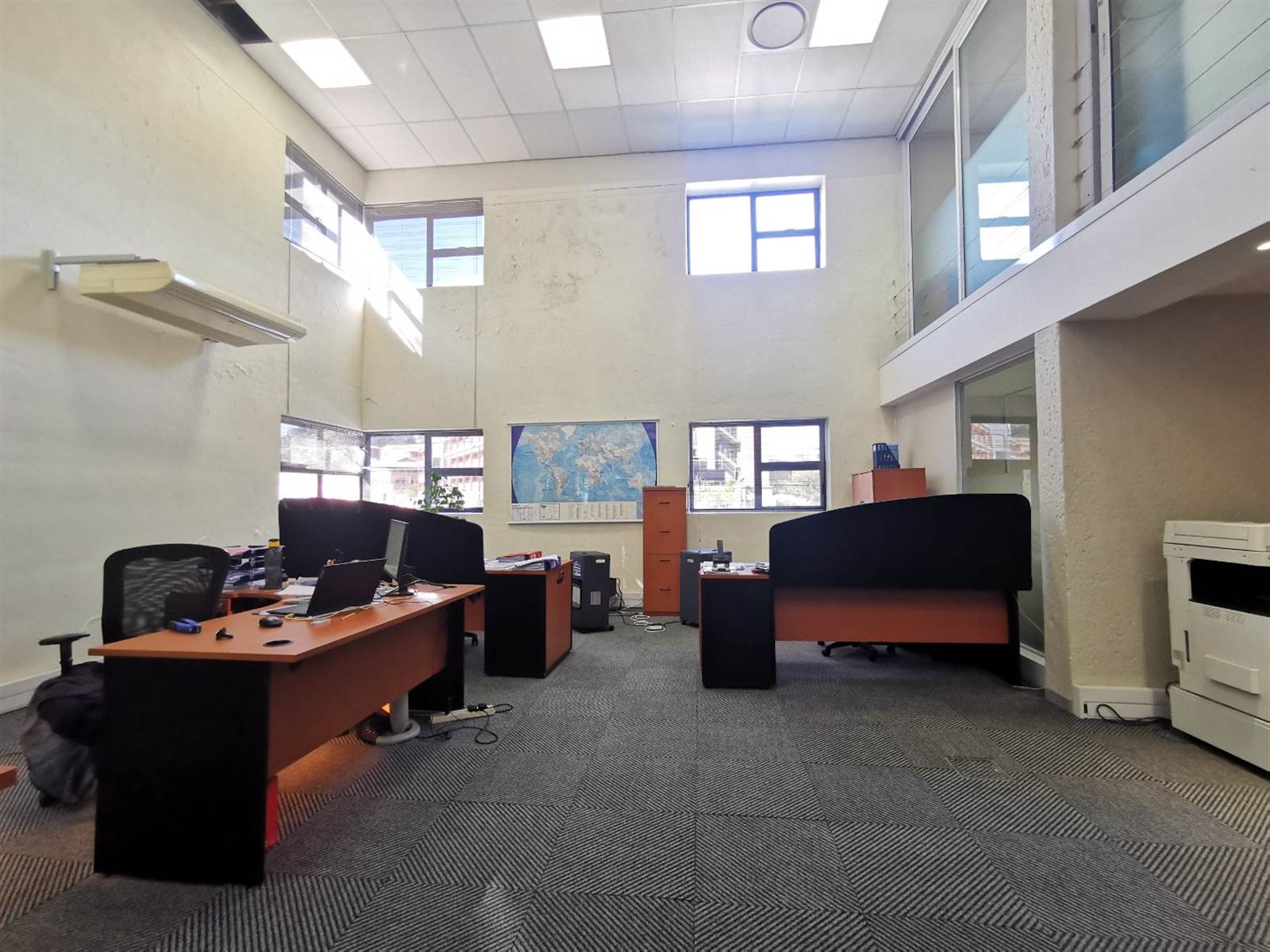 618  m² Office Space in Constantia Kloof photo number 10