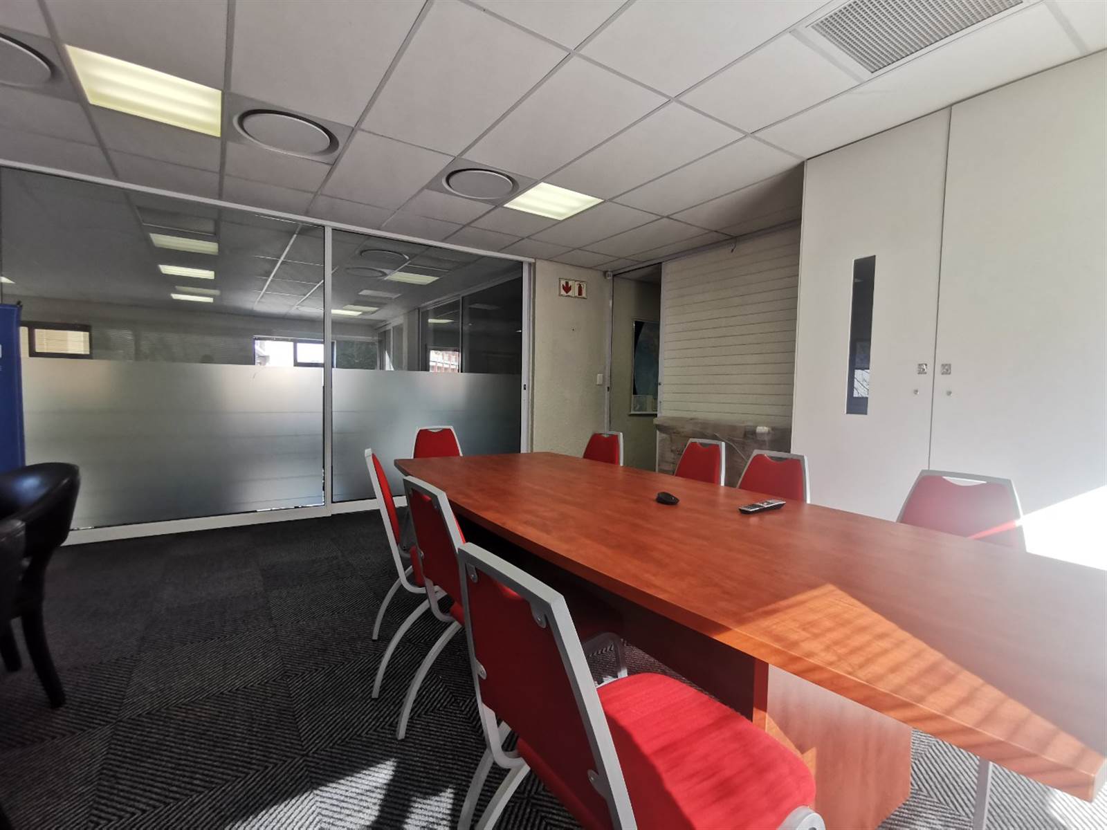 618  m² Office Space in Constantia Kloof photo number 16