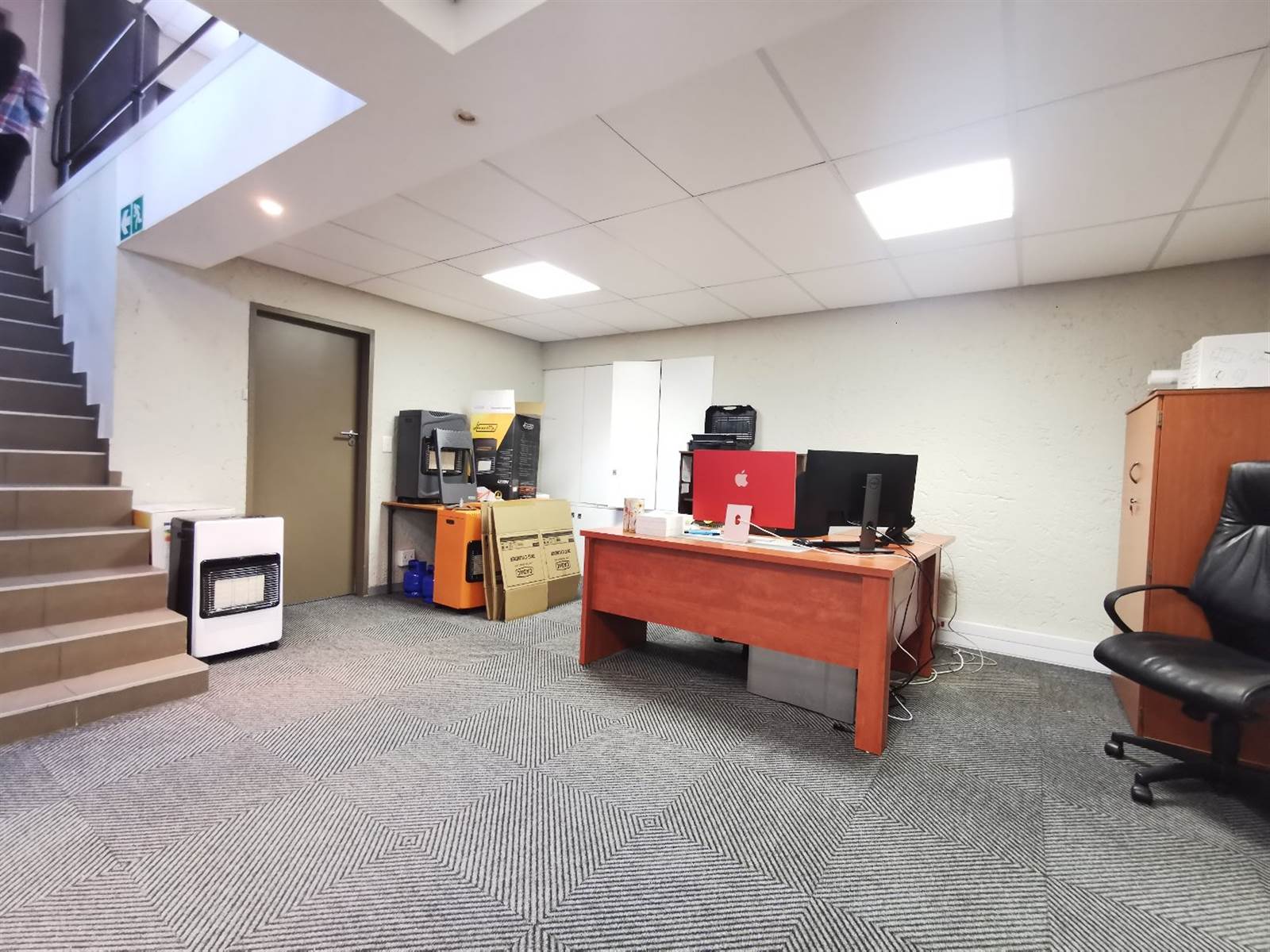618  m² Office Space in Constantia Kloof photo number 8