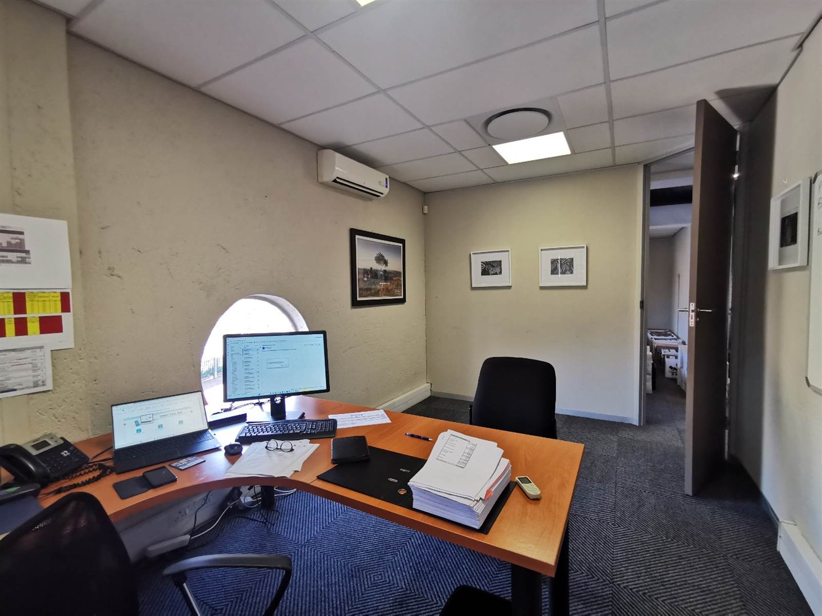 618  m² Office Space in Constantia Kloof photo number 4