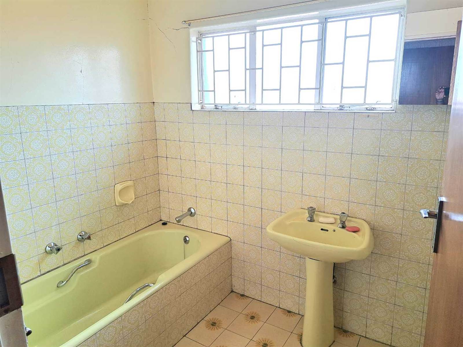 8 Bed House in Actonville photo number 19