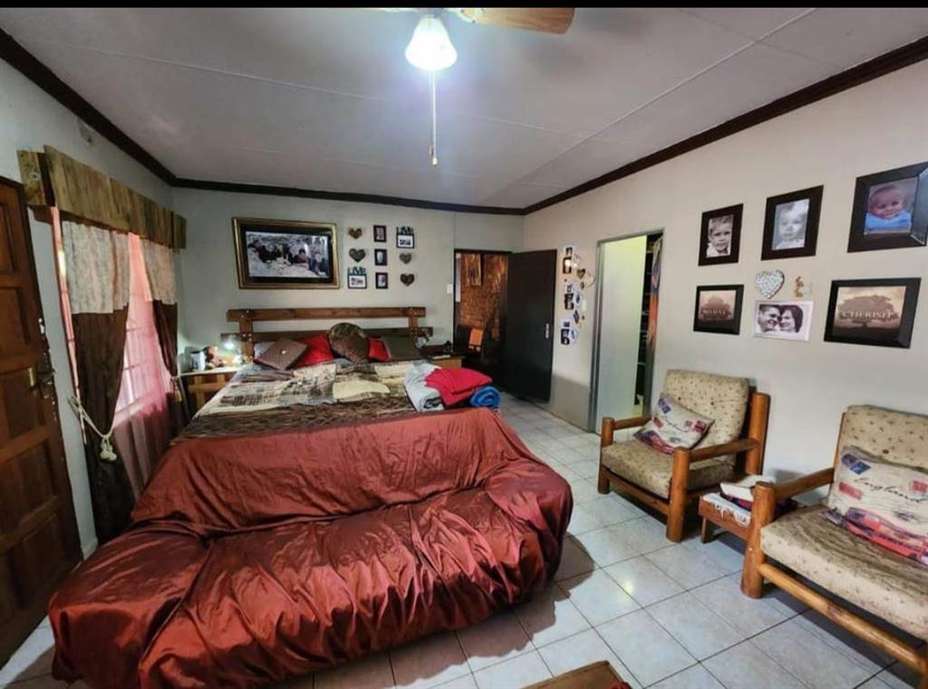 5 Bed House in Mokopane photo number 16