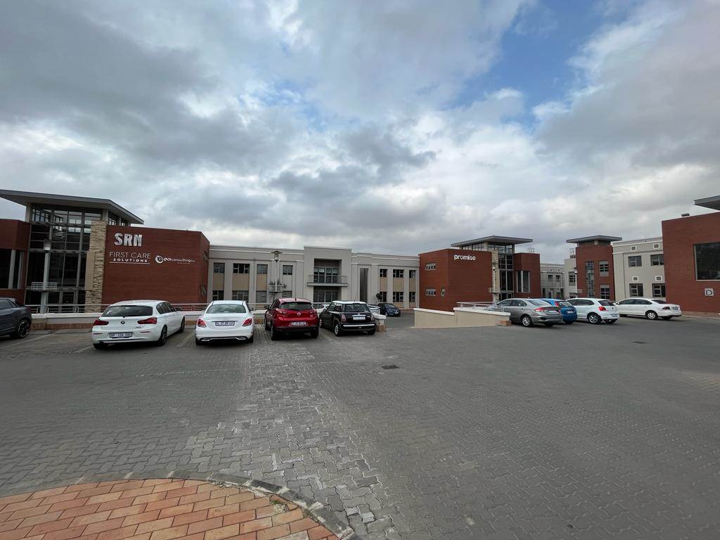 2365.9  m² Commercial space in Bryanston photo number 9