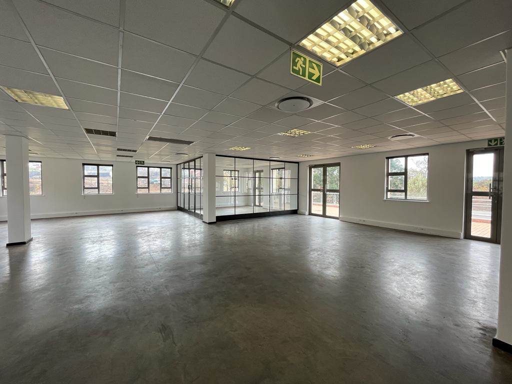 2365.9  m² Commercial space in Bryanston photo number 12
