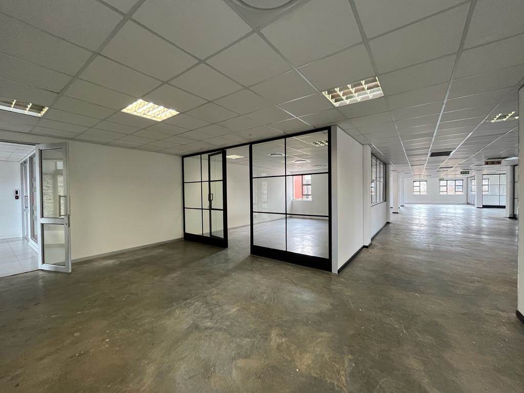 2365.9  m² Commercial space in Bryanston photo number 14