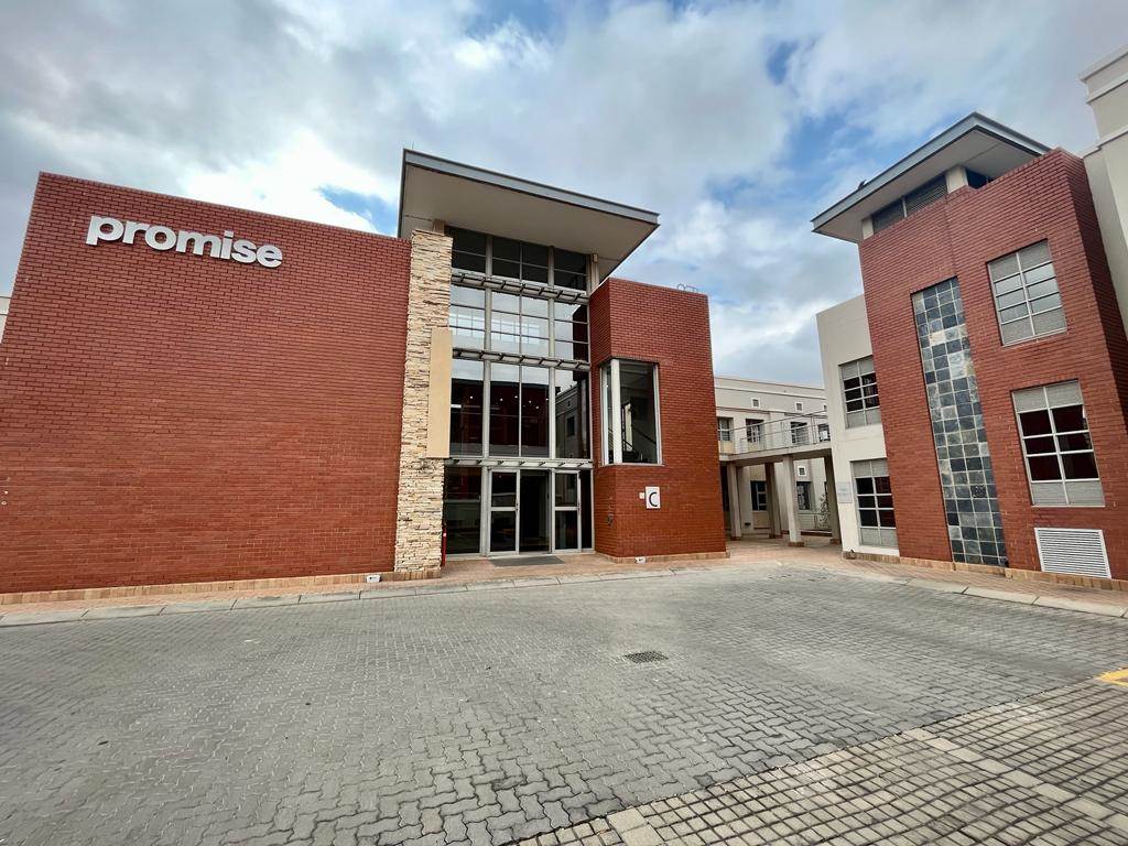 2365.9  m² Commercial space in Bryanston photo number 2