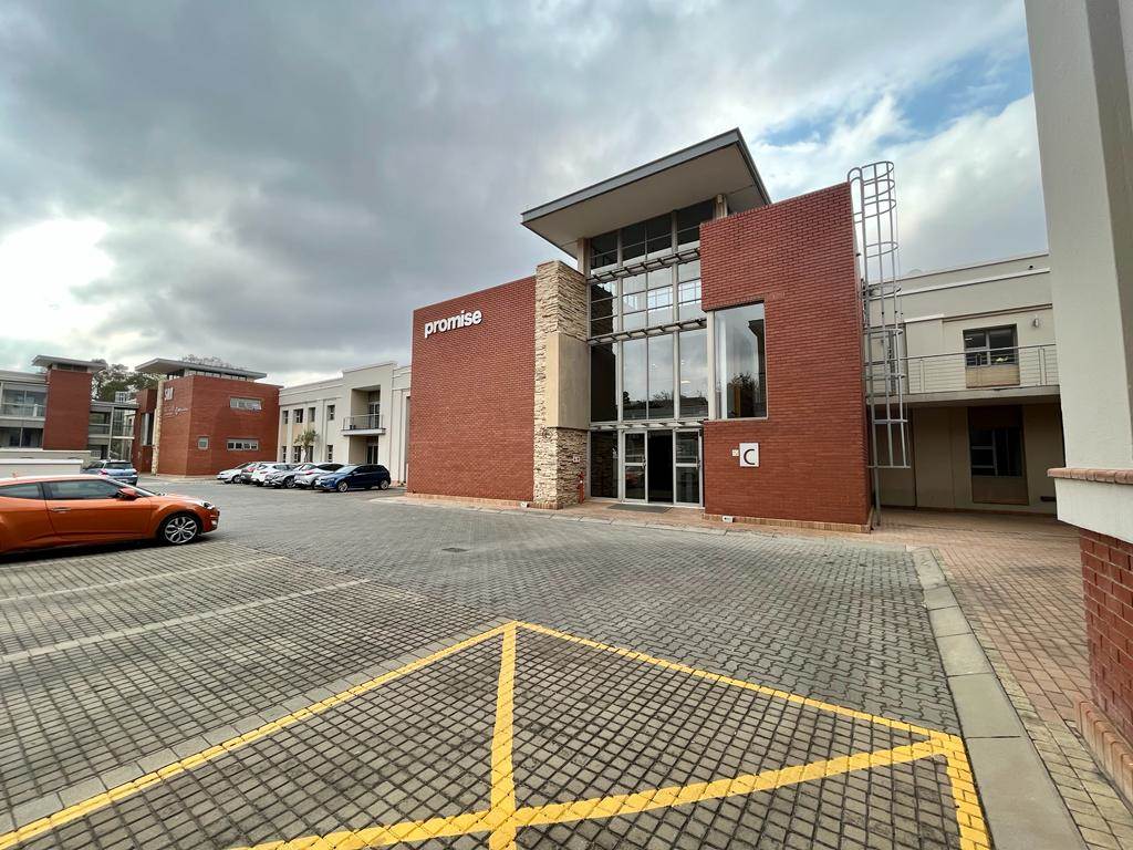 2365.9  m² Commercial space in Bryanston photo number 4