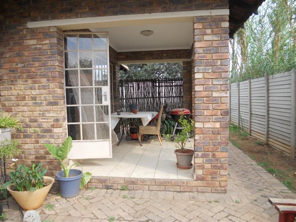 3 Bedroom Townhouse 3 Bedroom Townhouse