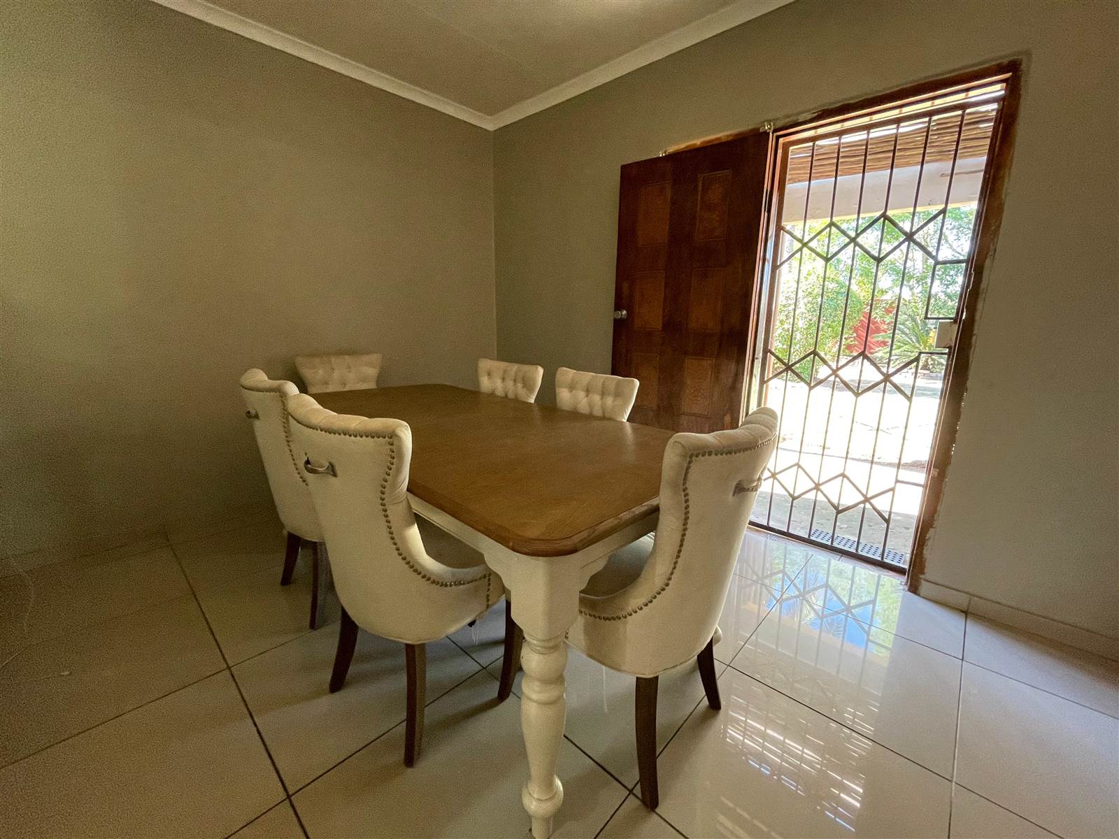 4 Bed House in Barry Hertzog Park photo number 14
