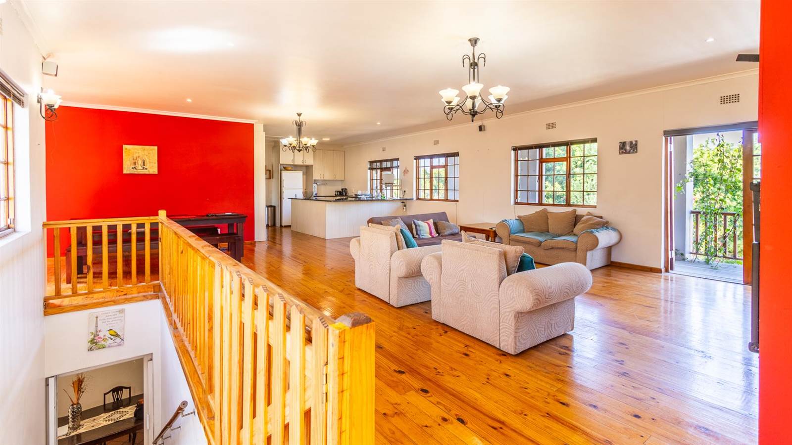 6 Bed House in Northern Paarl photo number 3