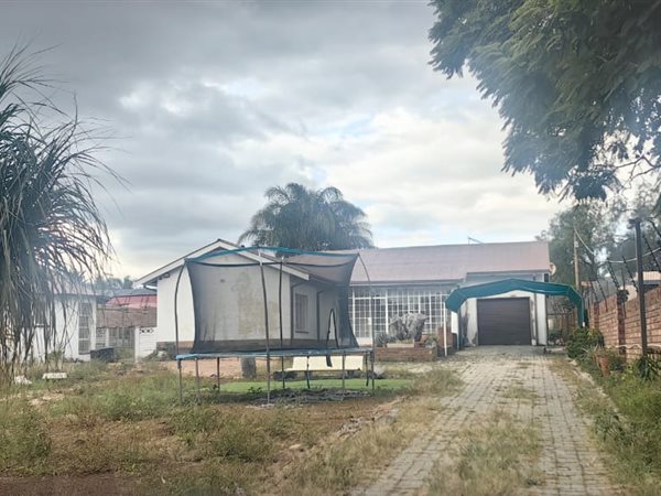 3 Bedroom House 3 Bedroom House