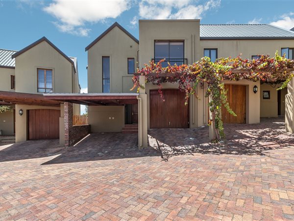 3 Bedroom House 3 Bedroom House