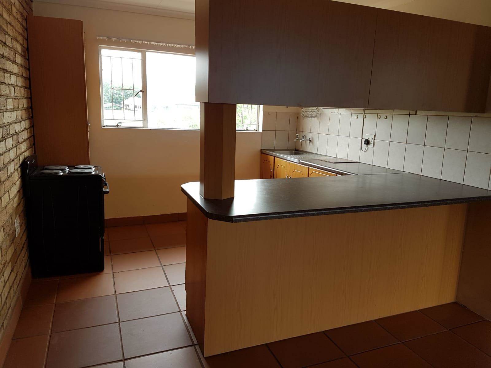 784  m² Commercial space in Rustenburg Central photo number 26