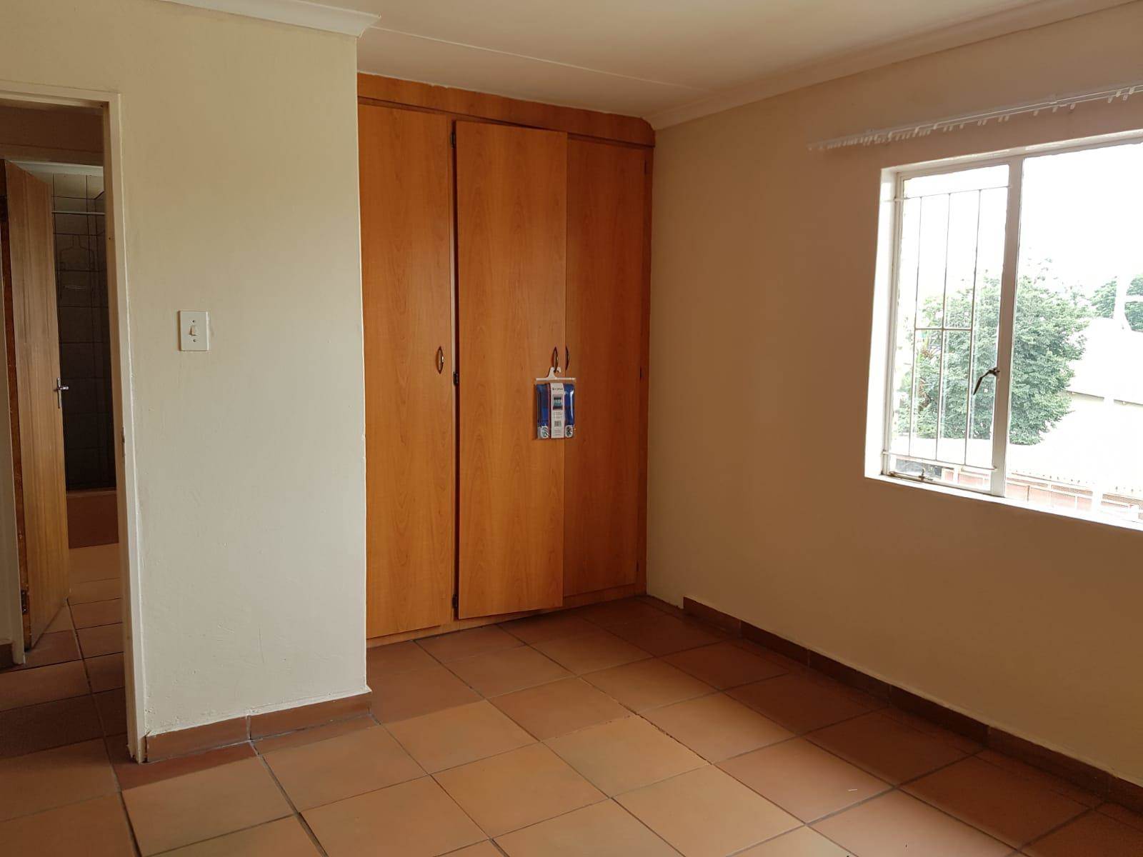 784  m² Commercial space in Rustenburg Central photo number 28