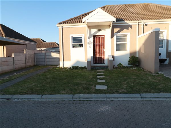 2 Bedroom House 2 Bedroom House