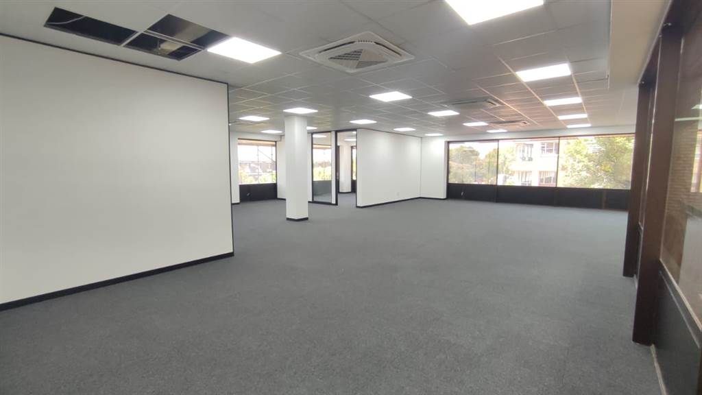 243  m² Commercial space in Bedfordview photo number 8